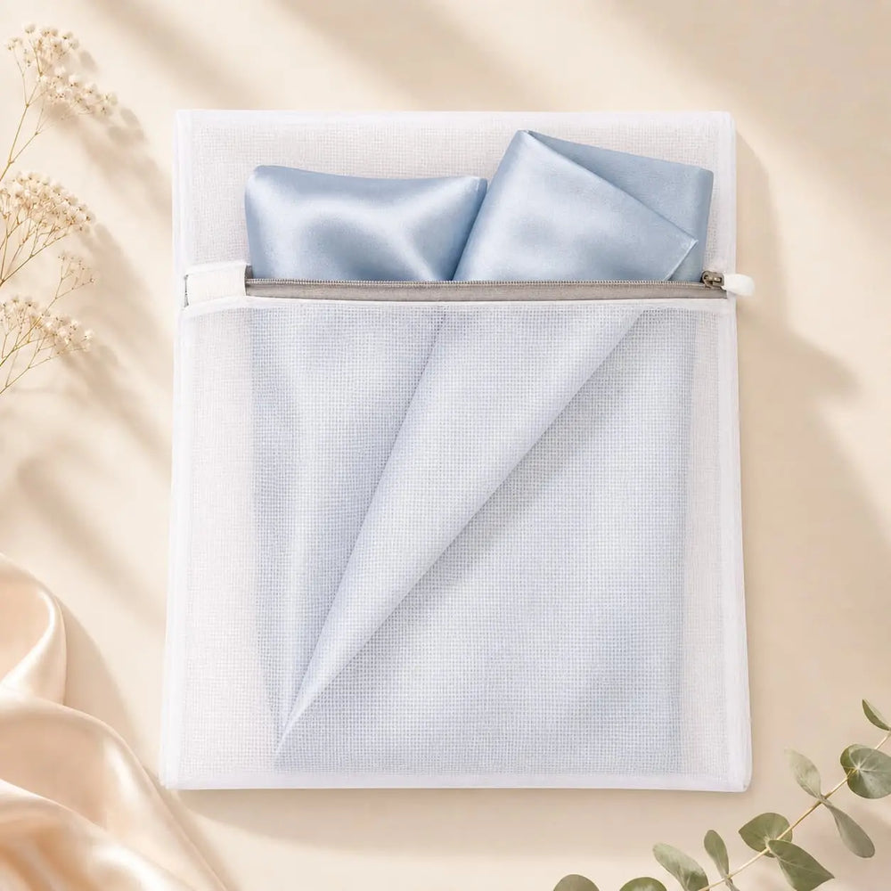 Laundry Bag for Silk Pillowcases Revitalysse