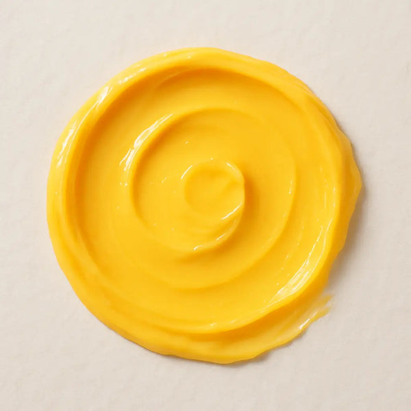 Rich cream texture of hair mask for dry hair